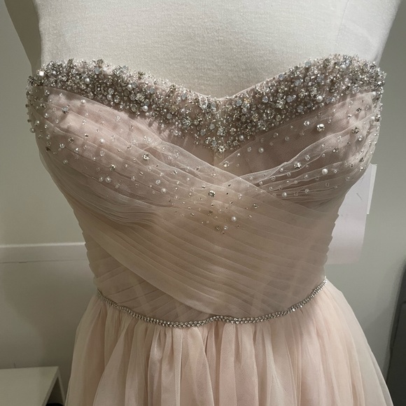 Formal Gown W/ Embellishments & Beading! - Picture 1 of 4